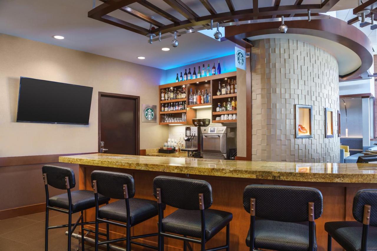 Hyatt Place Fort Lauderdale Airport/Cruise Port Dania Beach Eksteriør billede